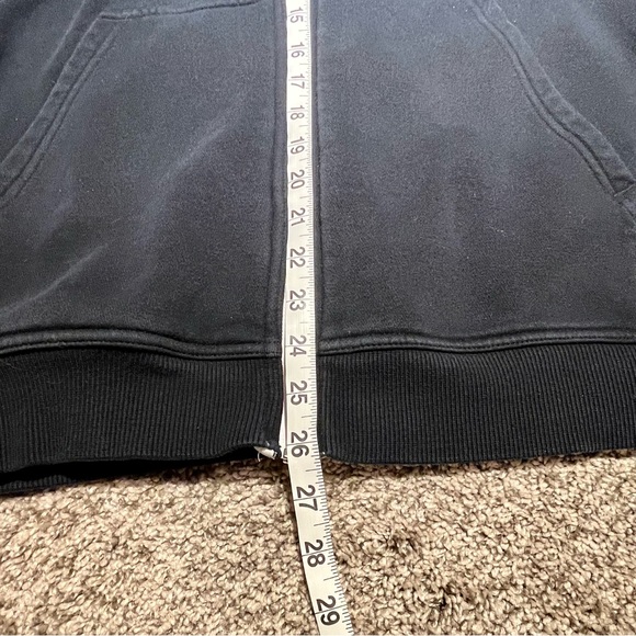 Men’s Zip-up Puma Sweatshirt Size L - Picture 4 of 8